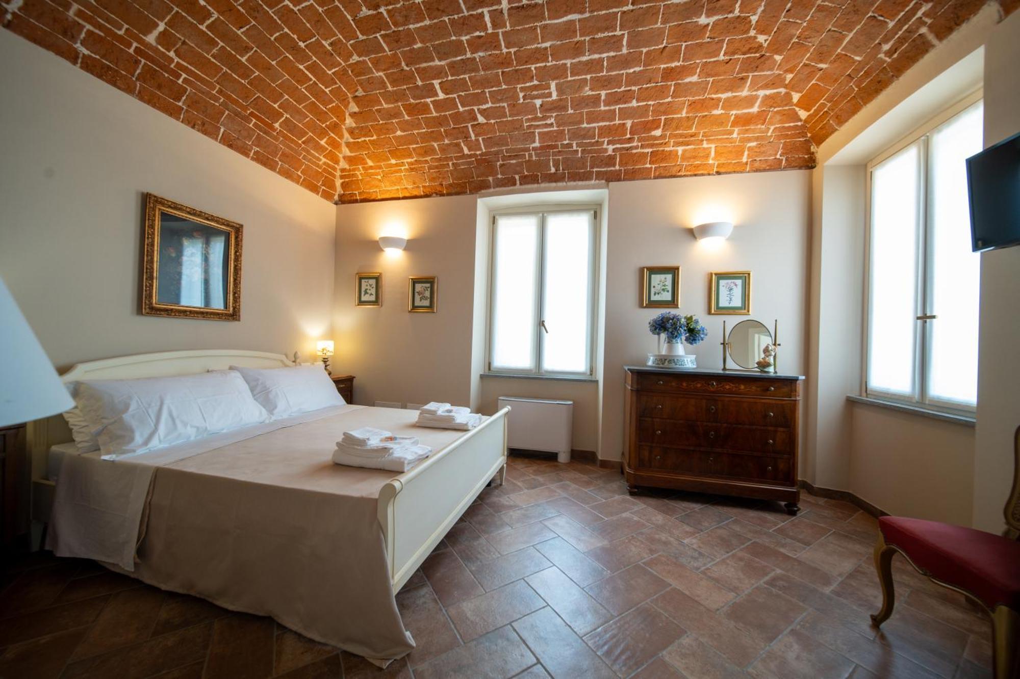 Cascina Baronina Bed & Breakfast Terruggia Luaran gambar