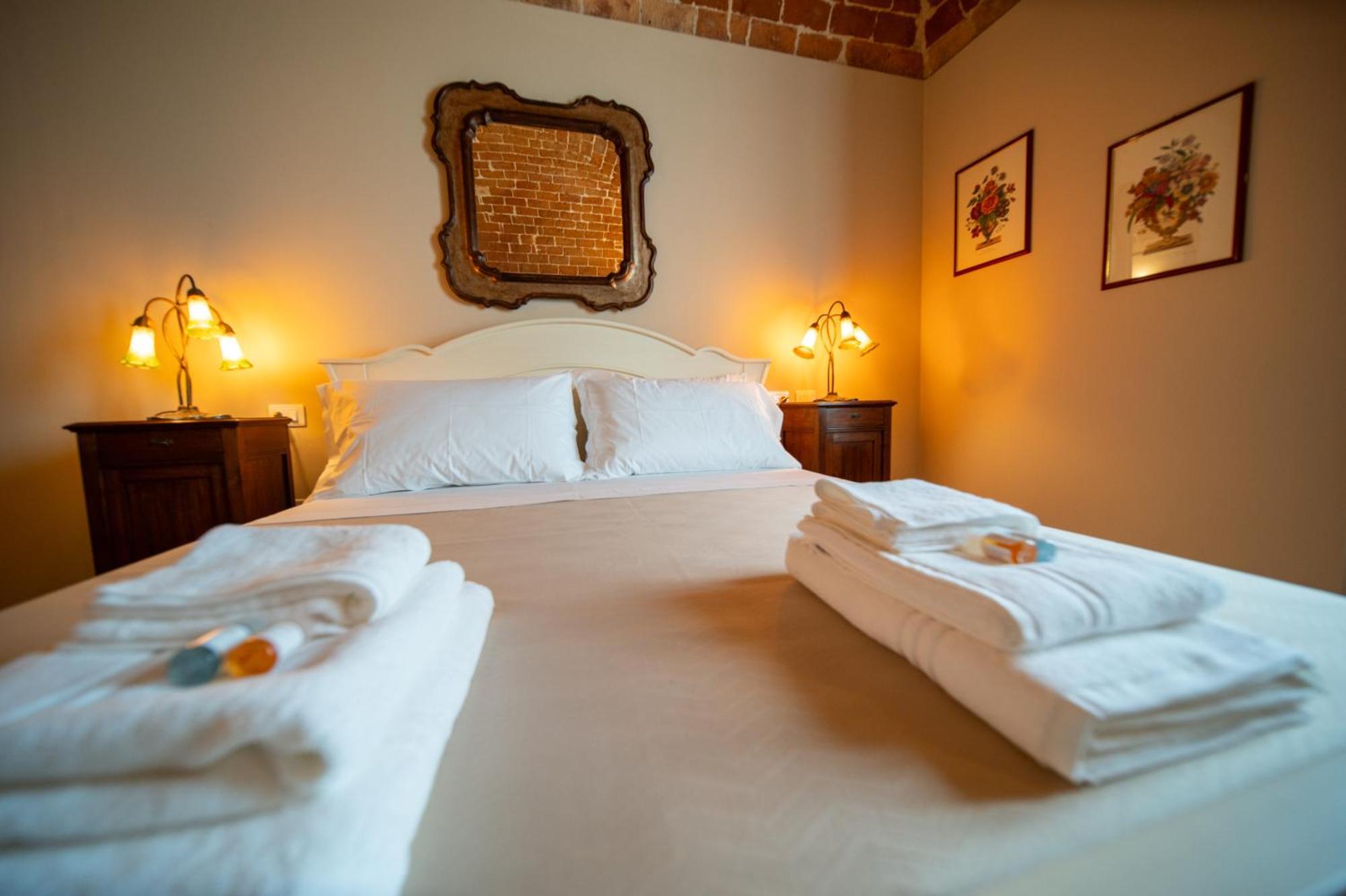 Cascina Baronina Bed & Breakfast Terruggia Luaran gambar
