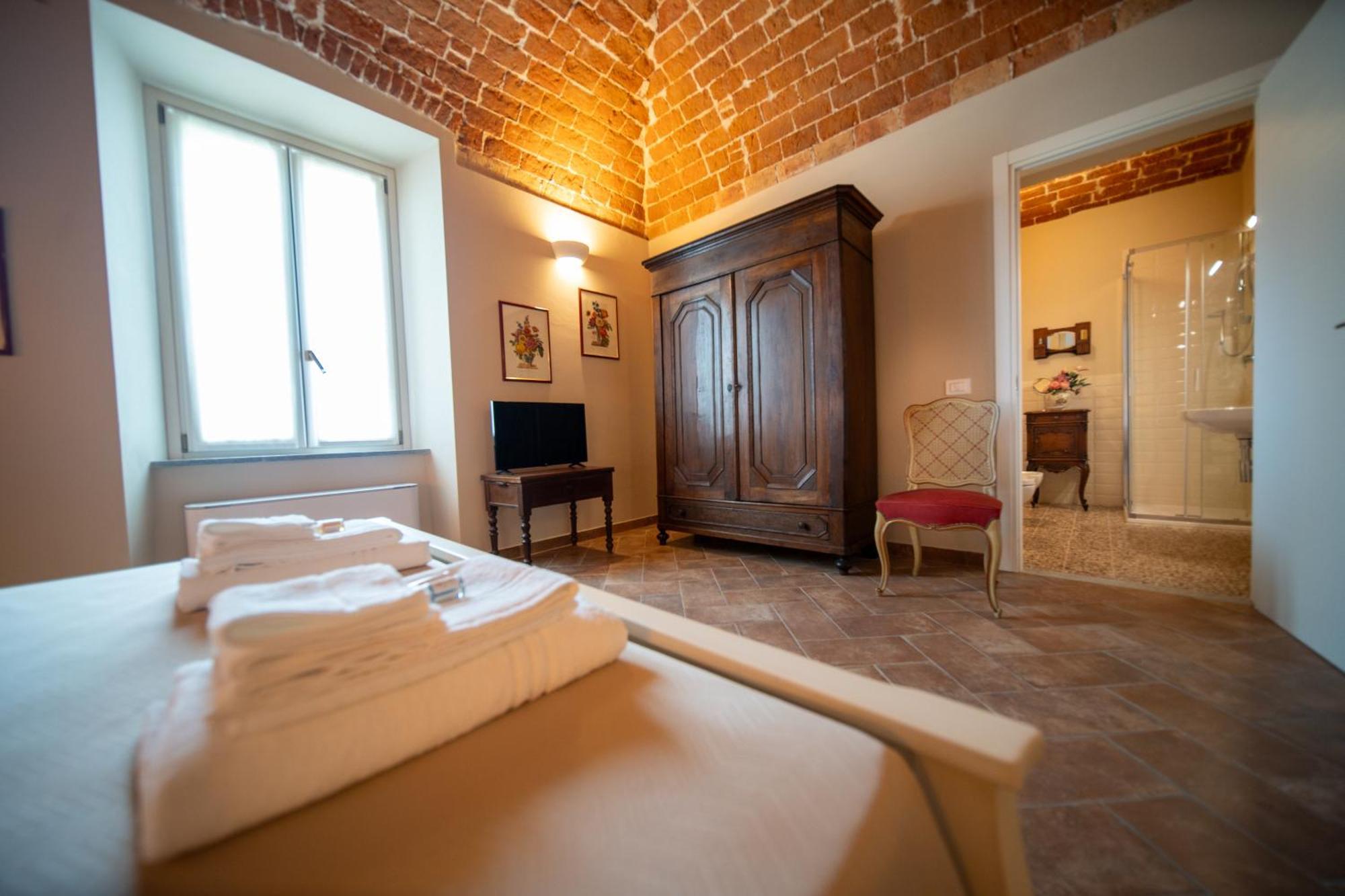 Cascina Baronina Bed & Breakfast Terruggia Luaran gambar